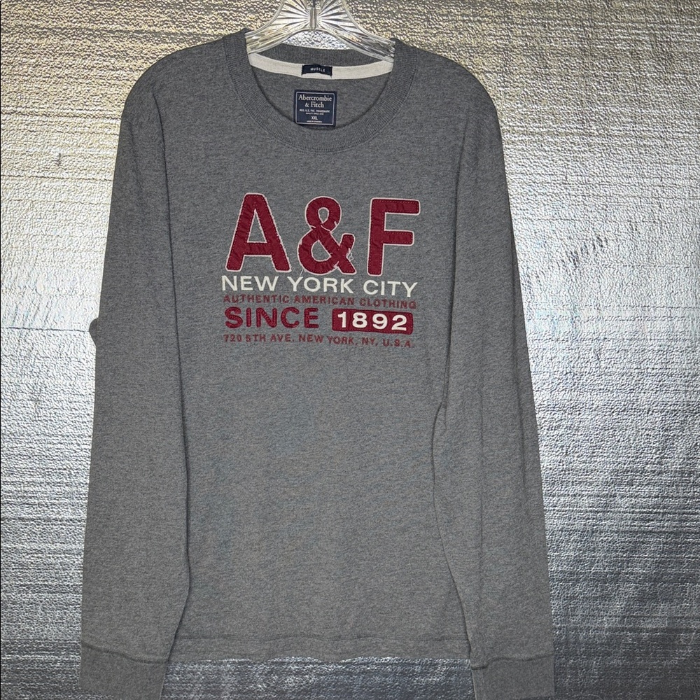 Abercrombie & Fitch Gray Long Sleeve Sweatshirt with Red A&F Print